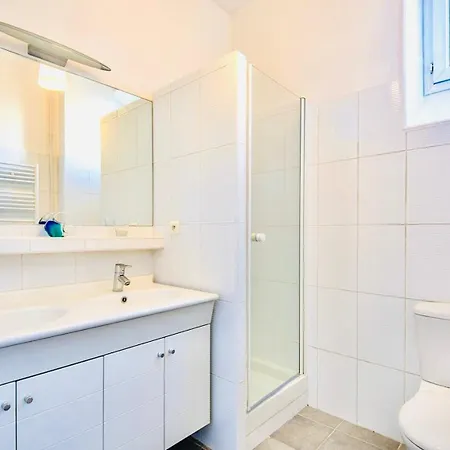 Cocon Arty Au Coeur De Pour 1 A 4 Pers Apartment Marseille